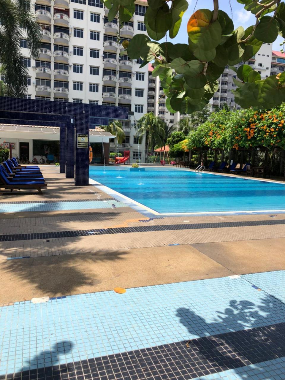 Private Water Chalet Port Dickson Esterno foto