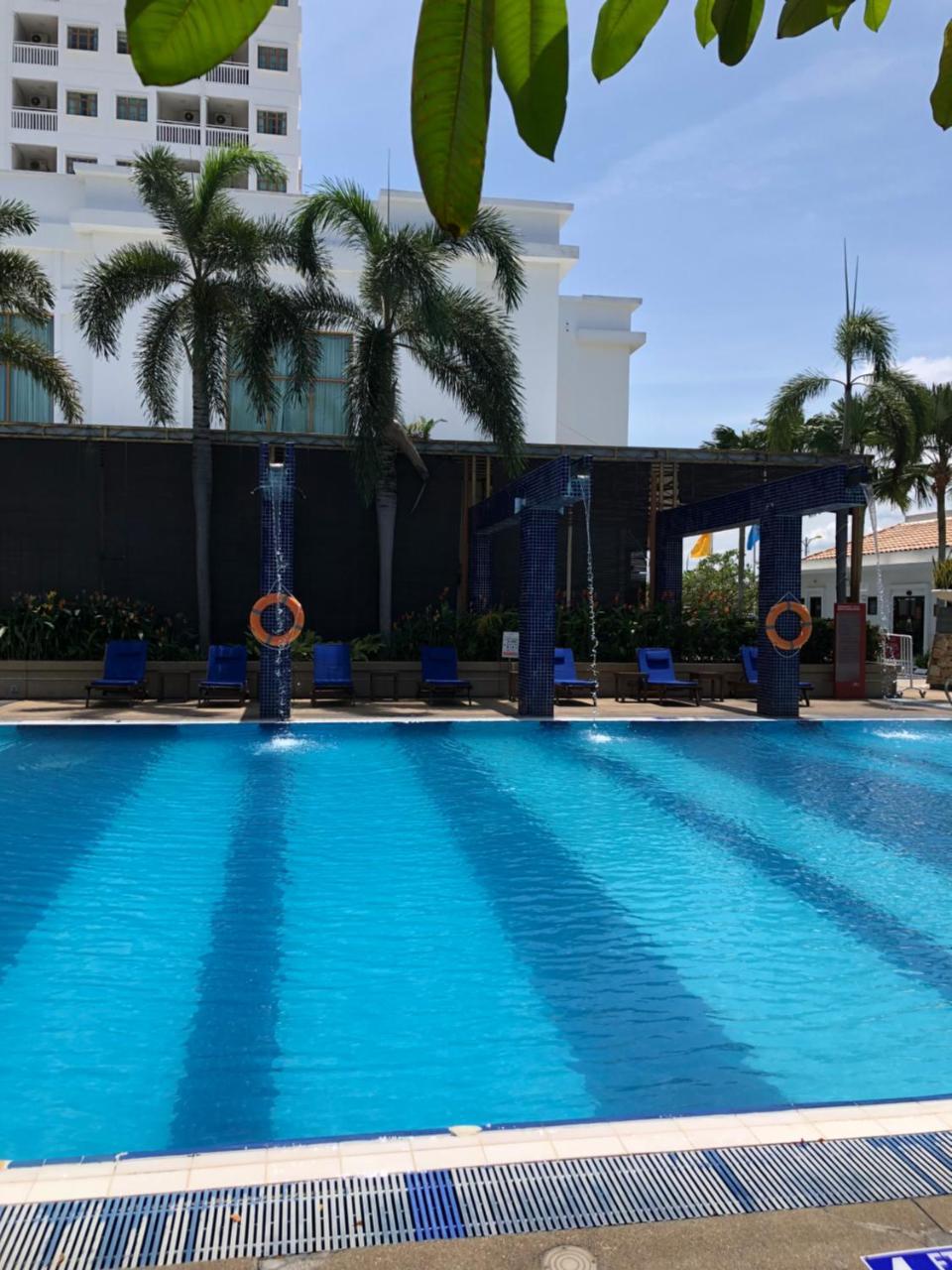 Private Water Chalet Port Dickson Esterno foto